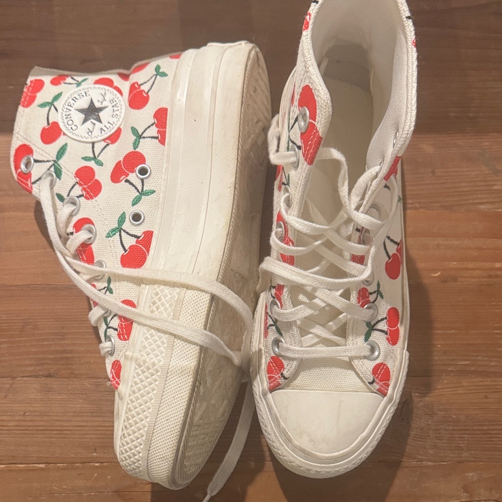 Converse White High-Tops with Cherry Design Barely Worn! Size 6